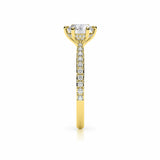 ADRIANA | Tapered Solitaire Round Brilliant Diamond Ring in Yellow Gold
