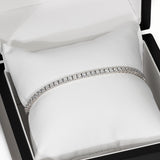 ARIEL | Klassisches Tennisarmband mit rundem Brillantdiamanten und vier Krappen aus 18 Karat Weißgold (3,00 Karat – 29,00 Karat)