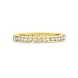 ADRIANA | Französischer Pavé-Diamantring aus 18 Karat Weißgold (0,19 Karat tw.)