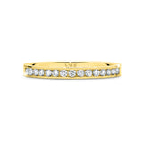 ELLA | Kanalgefasster Diamantring aus 18 Karat Weißgold (0,25 Karat tw.)