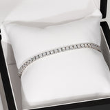 ARIEL | Klassisches Tennisarmband mit rundem Brillantdiamanten und vier Krappen aus 18 Karat Weißgold (3,00 Karat – 29,00 Karat)